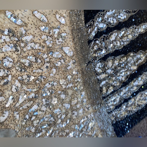 COPY - Selling this beautiful black/silver gown that has only been worn once. S… - Picture 10 of 12